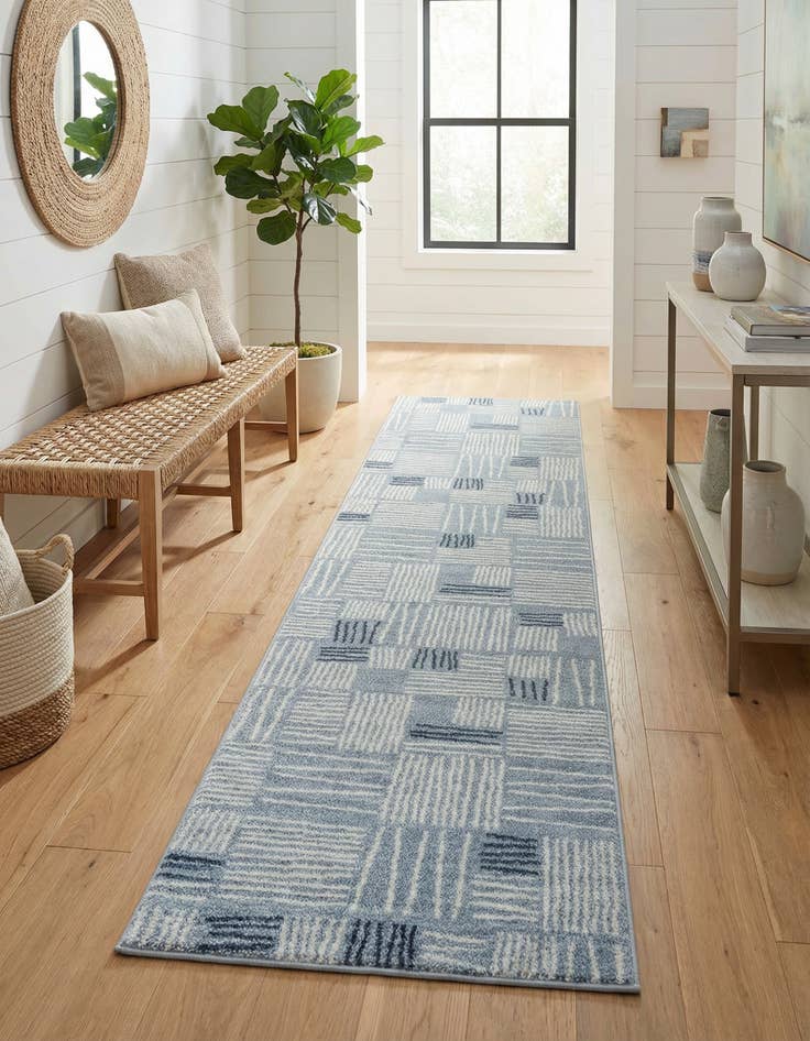 Detail image of 2' 7 x 12' Hanahan Runner Rug