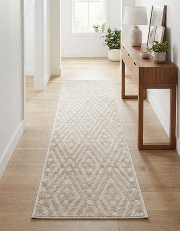 Beige Easy-Clean Sabrina Soto Ella Indoor / Outdoor Runner Rug