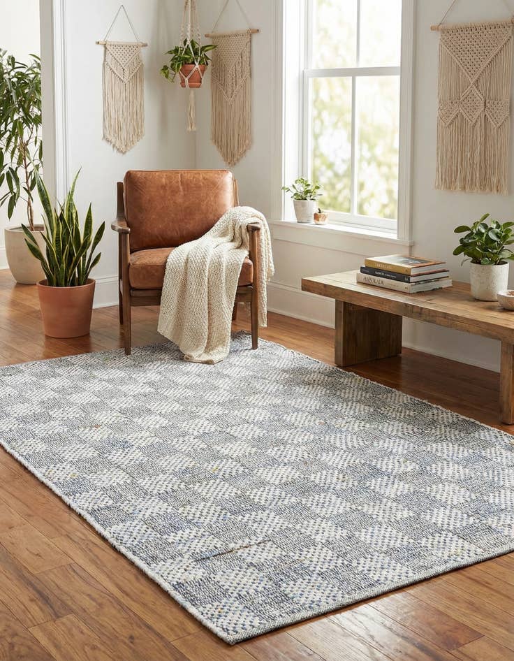 Detail image of 5' 1 x 8' Hand Woven Chindi Cotton Rug