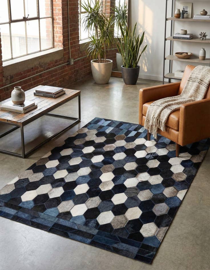 Detail image of 4' 1 x 6' 1 Cowhide - Patchwork Rug