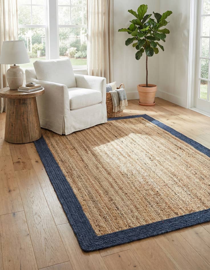 Detail image of 5' 1 x 8' Handmade Braided Jute Rug