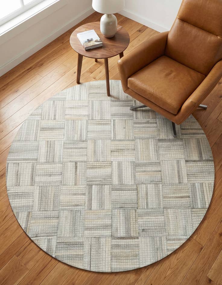 Detail image of 4' 1 x 4' 1 Cowhide Leather Round Rug