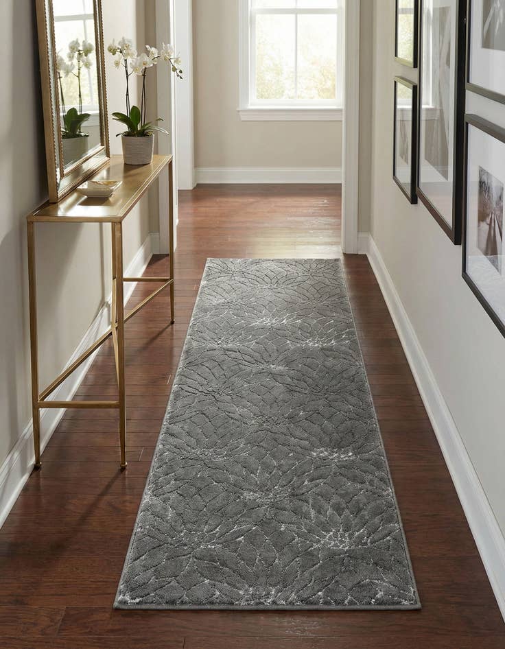 Detail image of 2' x 6' Marilyn Monroe™ Glam Dahlia Runner Rug