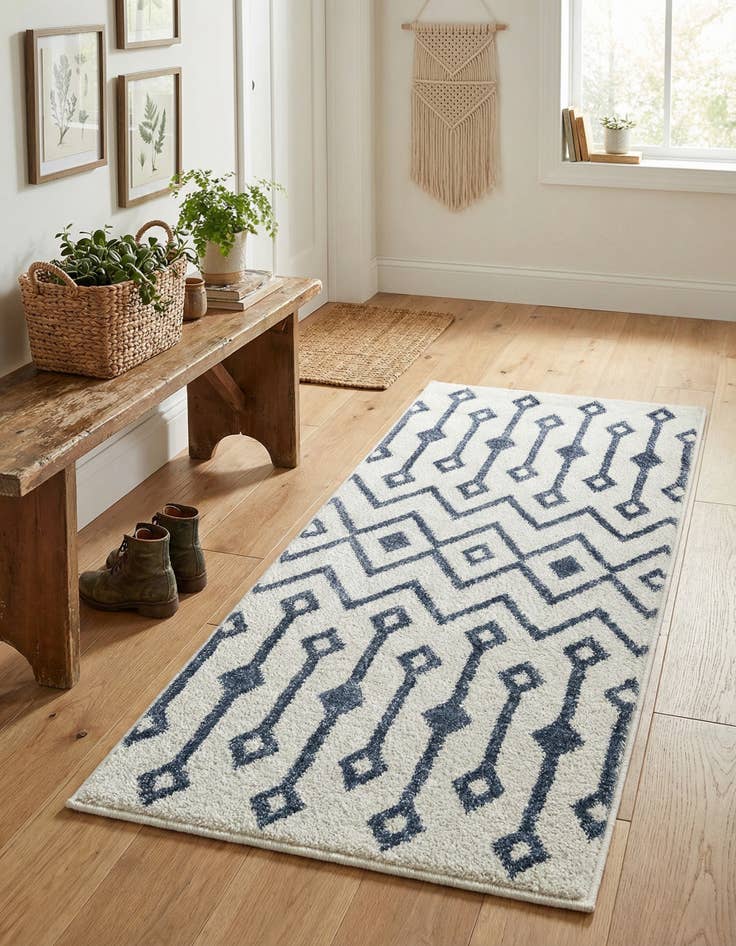 Detail image of 2' x 4' Bohemian Trellis Runner Rug