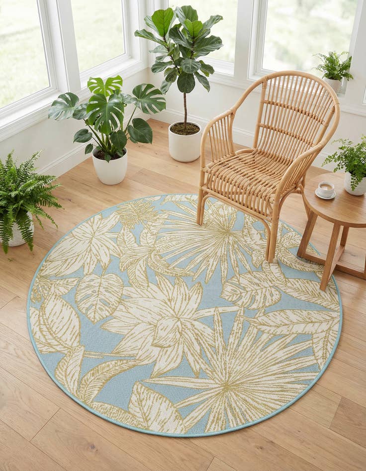 Detail image of 4' x 4' Washable Botanical Indoor / Outdoor Round Rug