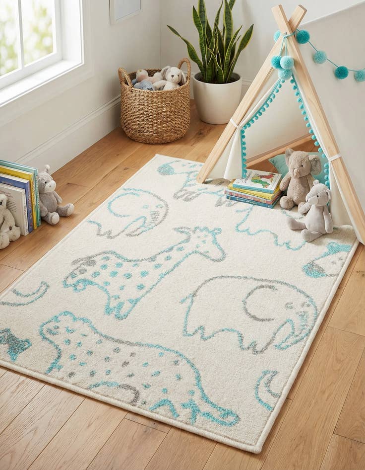 Detail image of 2' 2 x 3' Animals Whimsy Kids Rug