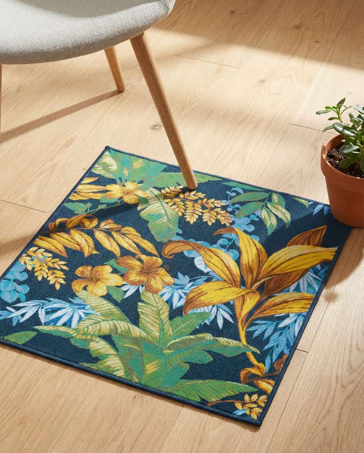 1' 4 x 1' 4 Easy-Clean Botanical Indoor / Outdoor Sample Rug