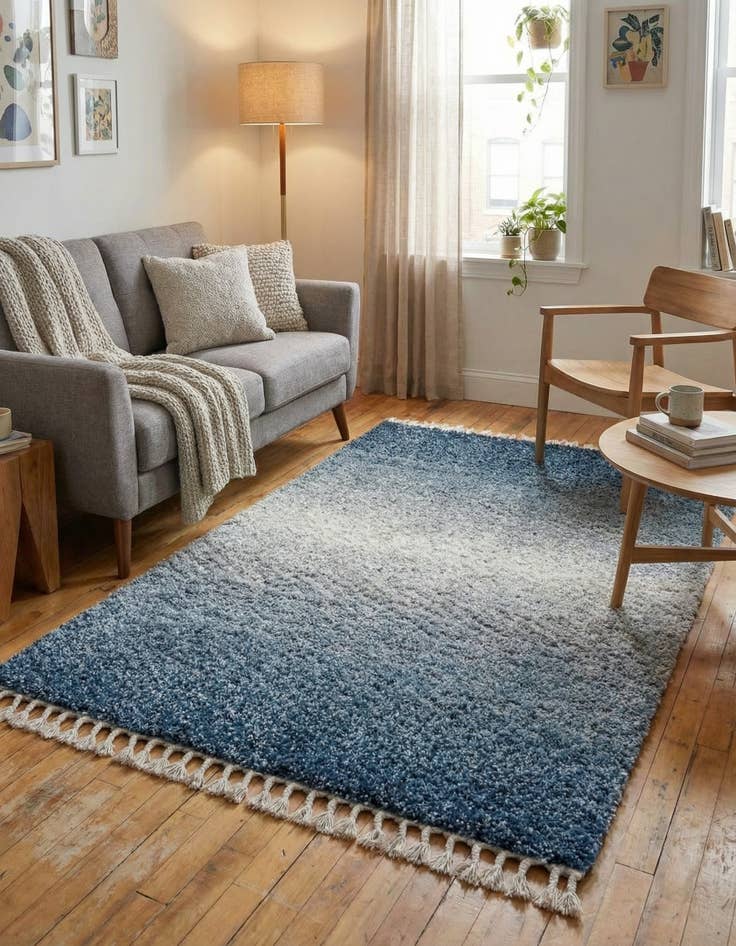 Detail image of 4' x 6' Lagom Shag Rug