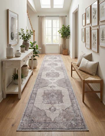 2' 7 x 16' 5 Mangata Runner Rug