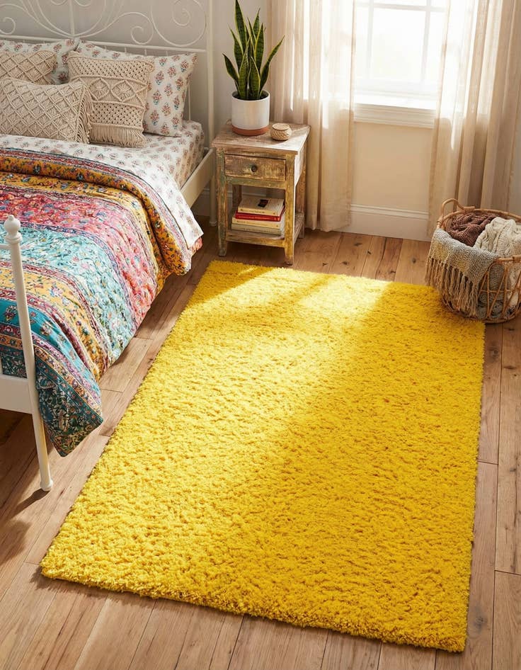 Detail image of 4' x 6' Solid Shag Rug