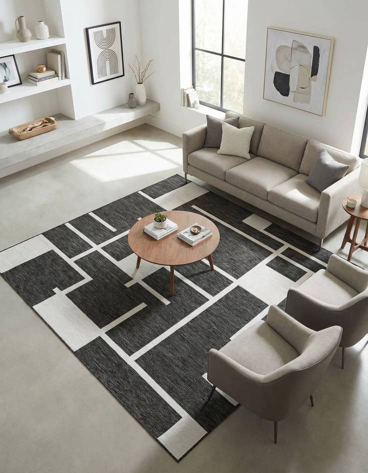 Detail image of 7' 10 x 7' 10 Washable Modern Indoor / Outdoor Square Rug