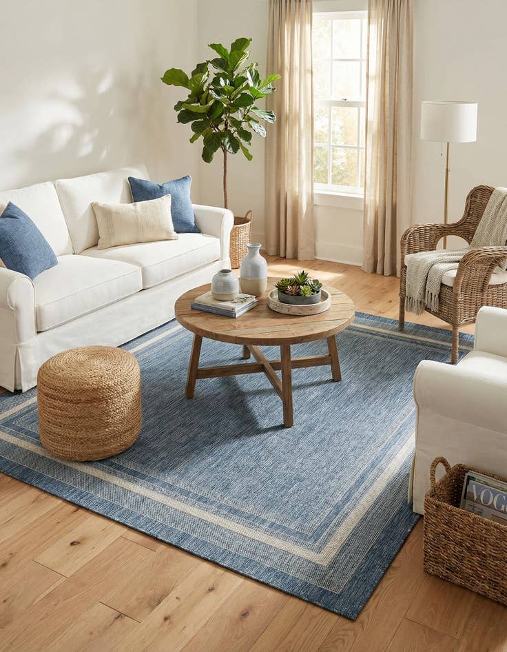 Detail image of 7' 10 x 7' 10 Washable Border Indoor / Outdoor Square Rug