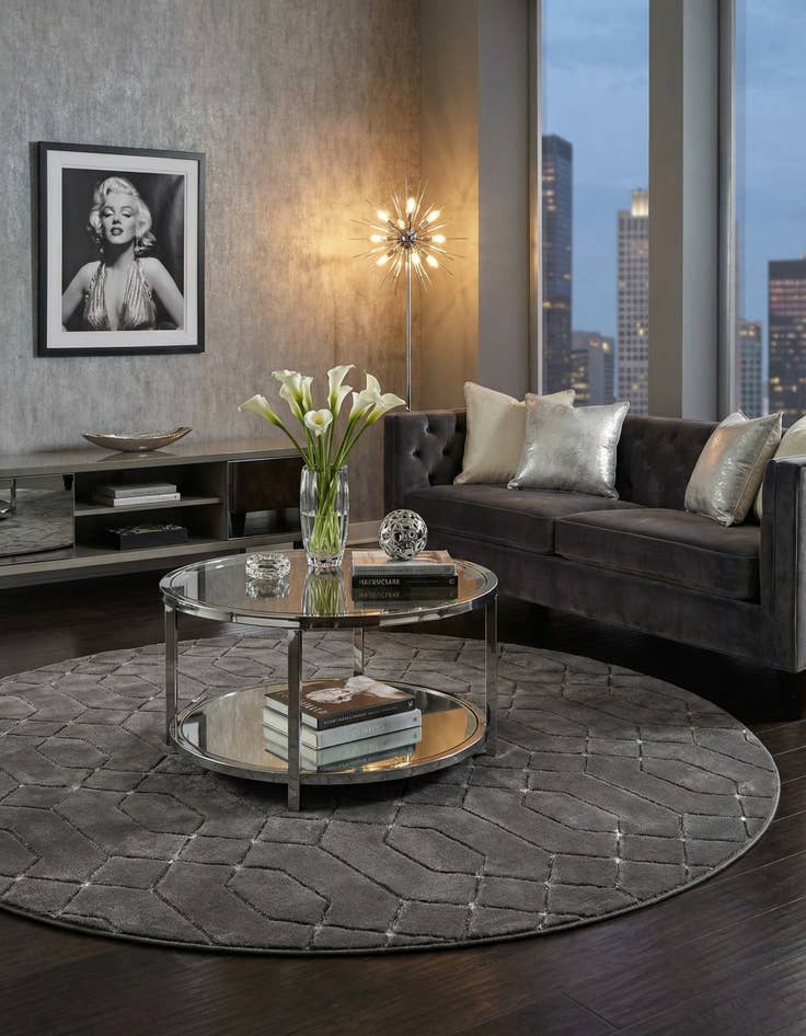 Detail image of 7' 10 x 7' 10 Marilyn Monroe&trade; Glam Trellis Round Rug