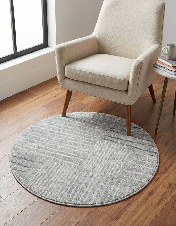 Detail image of 3' x 3' Hanahan Round Rug