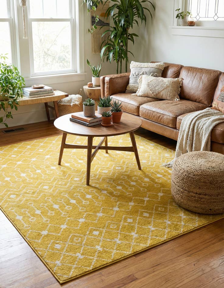 Detail image of 7' 10 x 7' 10 Moroccan Trellis Square Rug