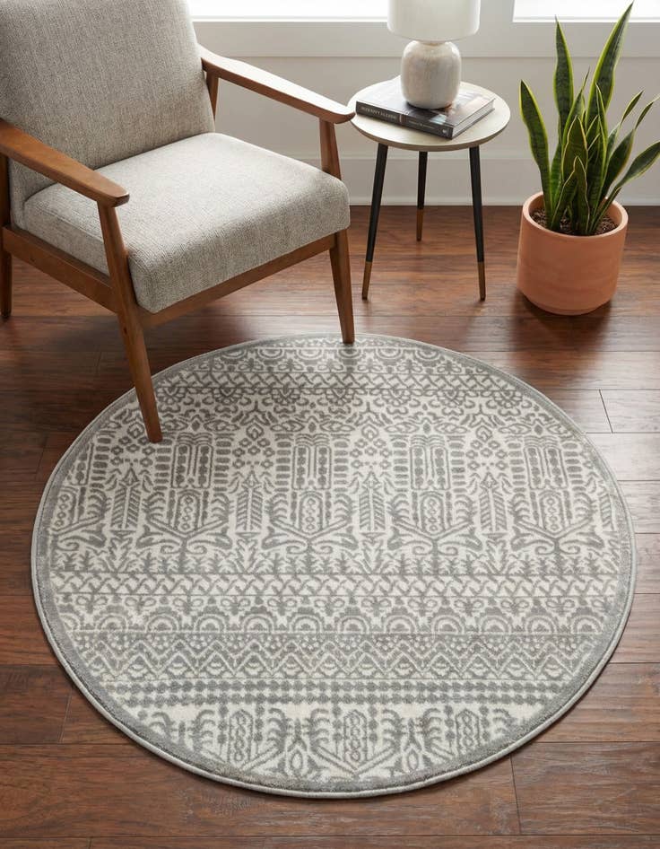 Detail image of 3' 3 x 3' 3 Uptown Cloisters Round Rug