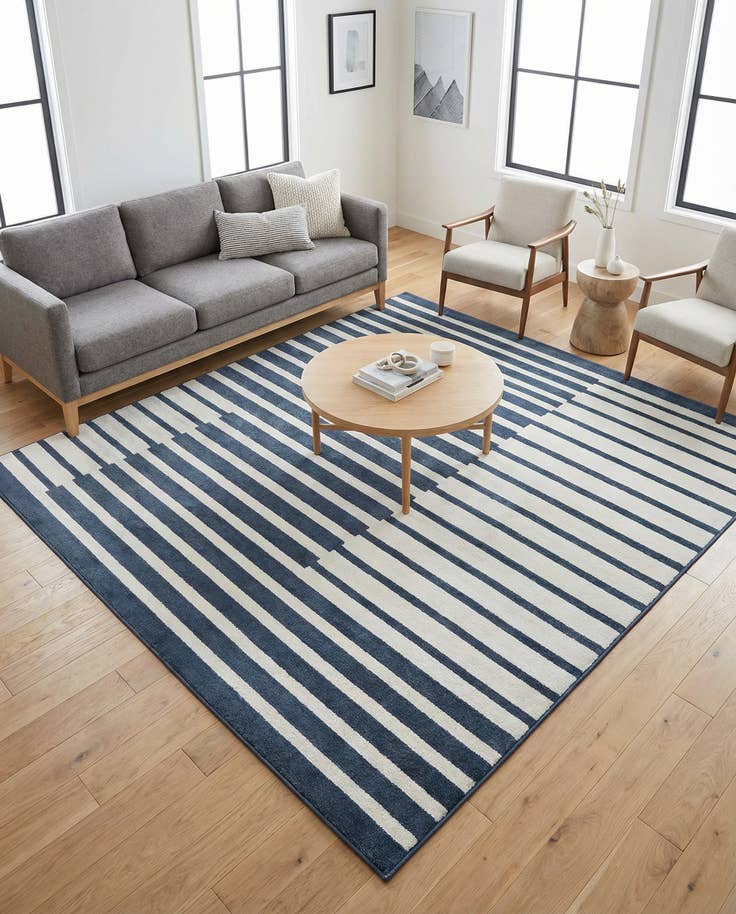 Detail image of 7' 10 x 7' 10 Oslo Square Rug