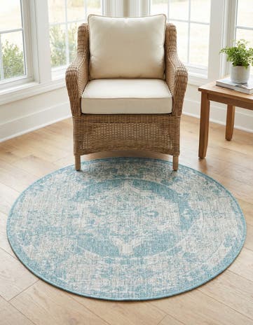 3' x 3' Easy-Clean Traditional Indoor / Outdoor Round Rug