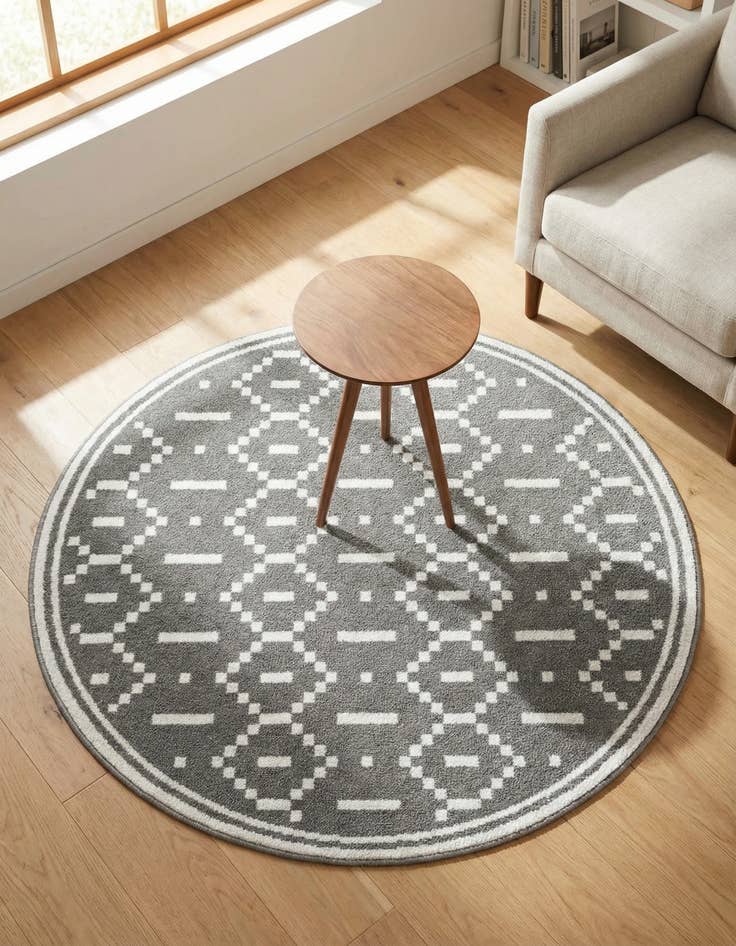 Detail image of 5' x 5' Oslo Round Rug