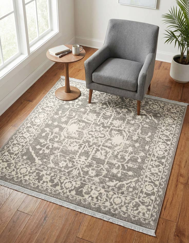 Detail image of 4' x 4' New Vintage Square Rug