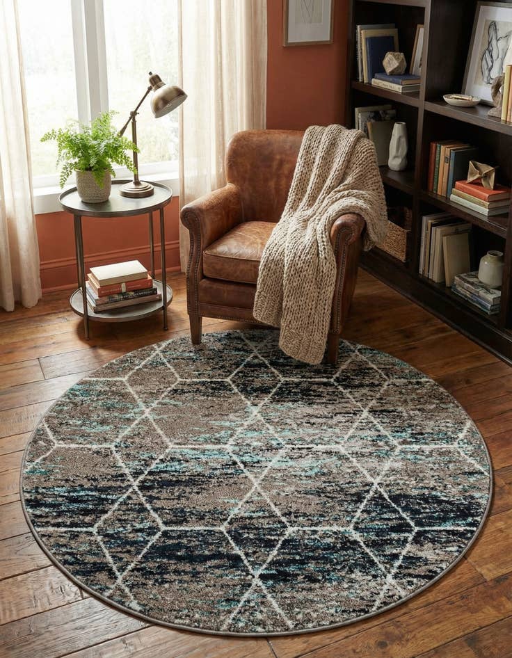 Detail image of 4' x 4' Trellis Frieze Round Rug