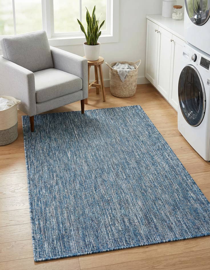 Detail image of 3' x 5' 3 Washable Solid Indoor / Outdoor Rug