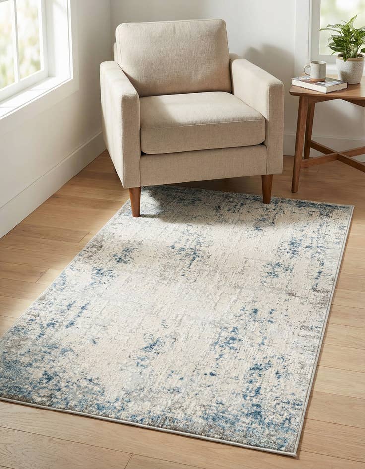 Detail image of 3' 3 x 5' 3 Caspian Rug