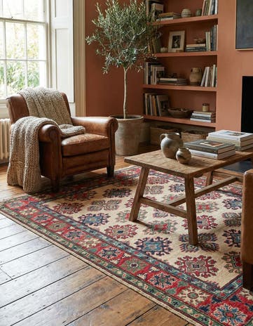 4' 1 x 6' 1 Hand Knotted Kazak Rug