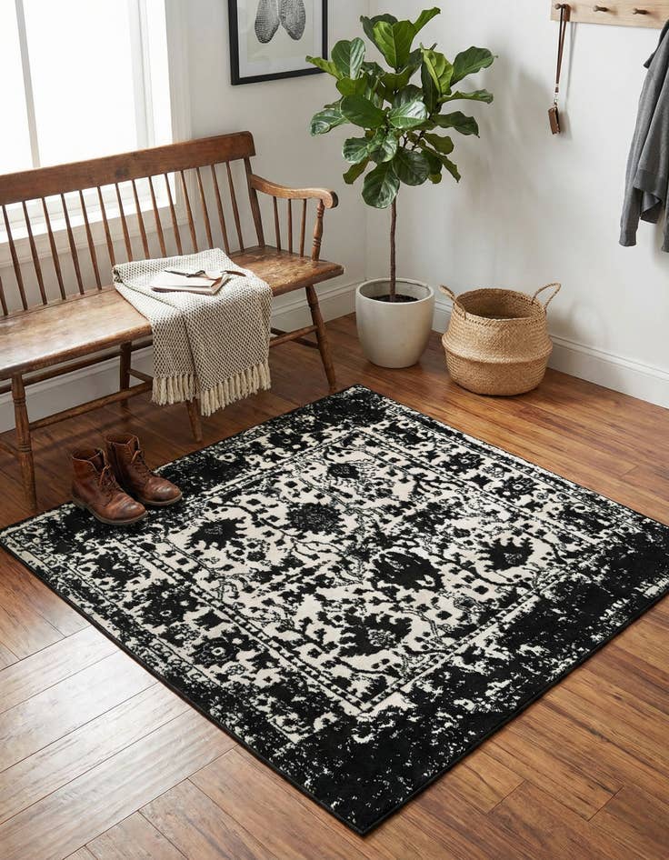 Detail image of 4' x 4' Oregon Square Rug