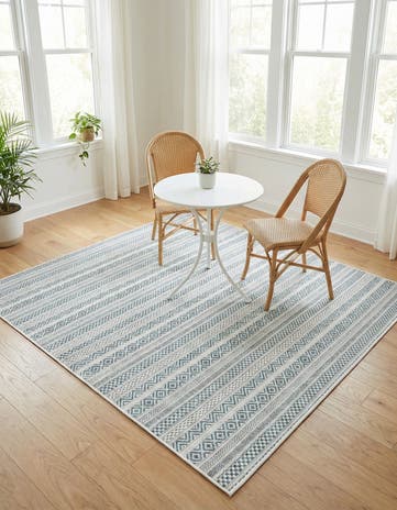 5' 3 x 5' 3 Easy-Clean Striped Indoor / Outdoor Square Rug