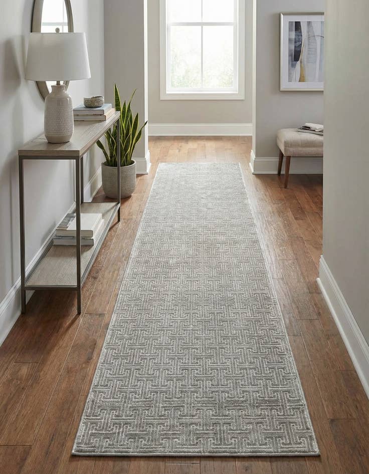 Detail image of Jill Zarin 2' 7 x 14' Uptown Park Avenue Runner Rug