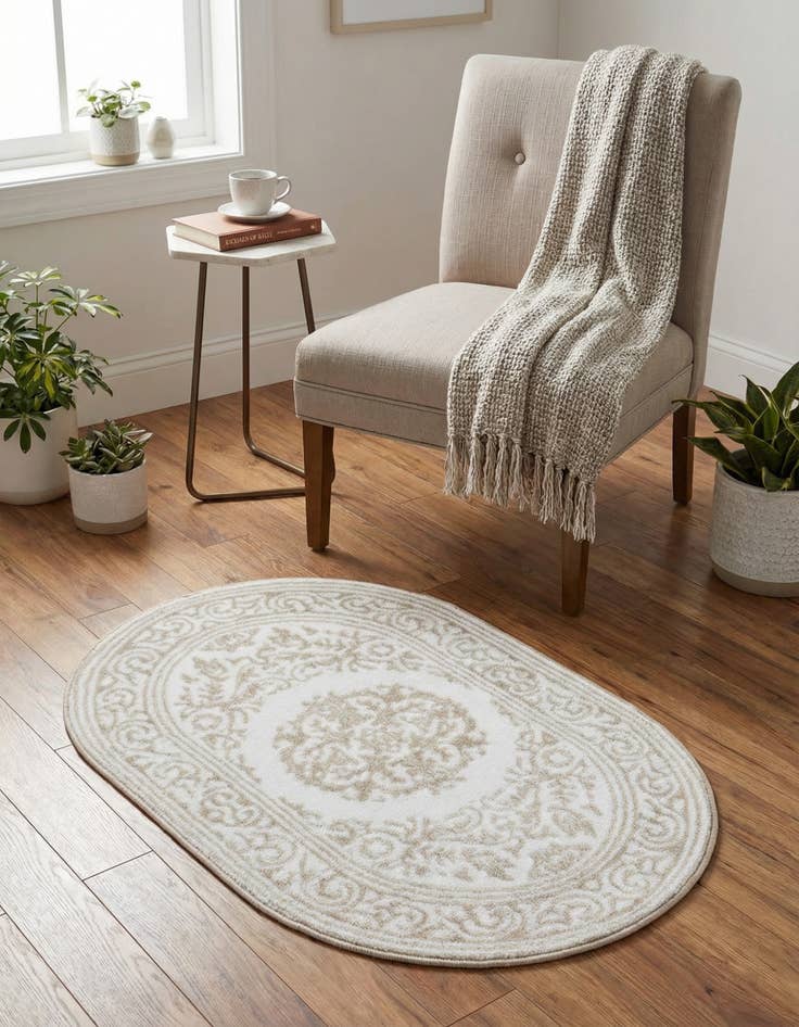 Detail image of 2' x 3' Hermitage Oval Rug