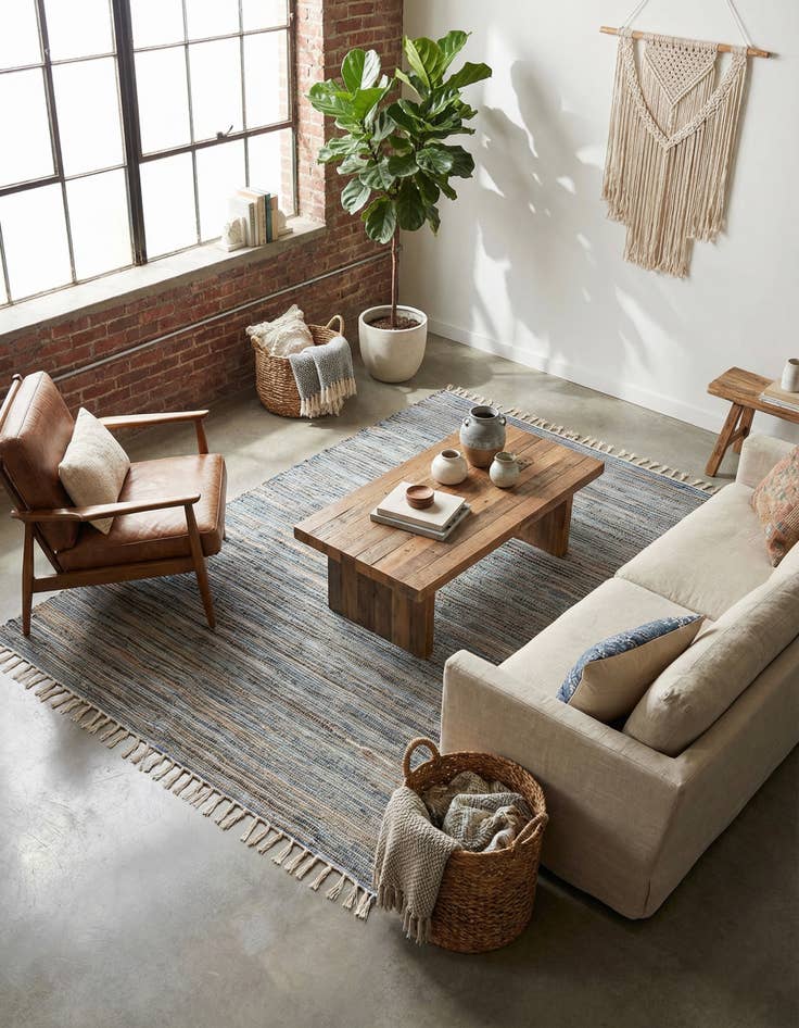 Detail image of 5' 1 x 8' Hand Woven Chindi Jute Rug