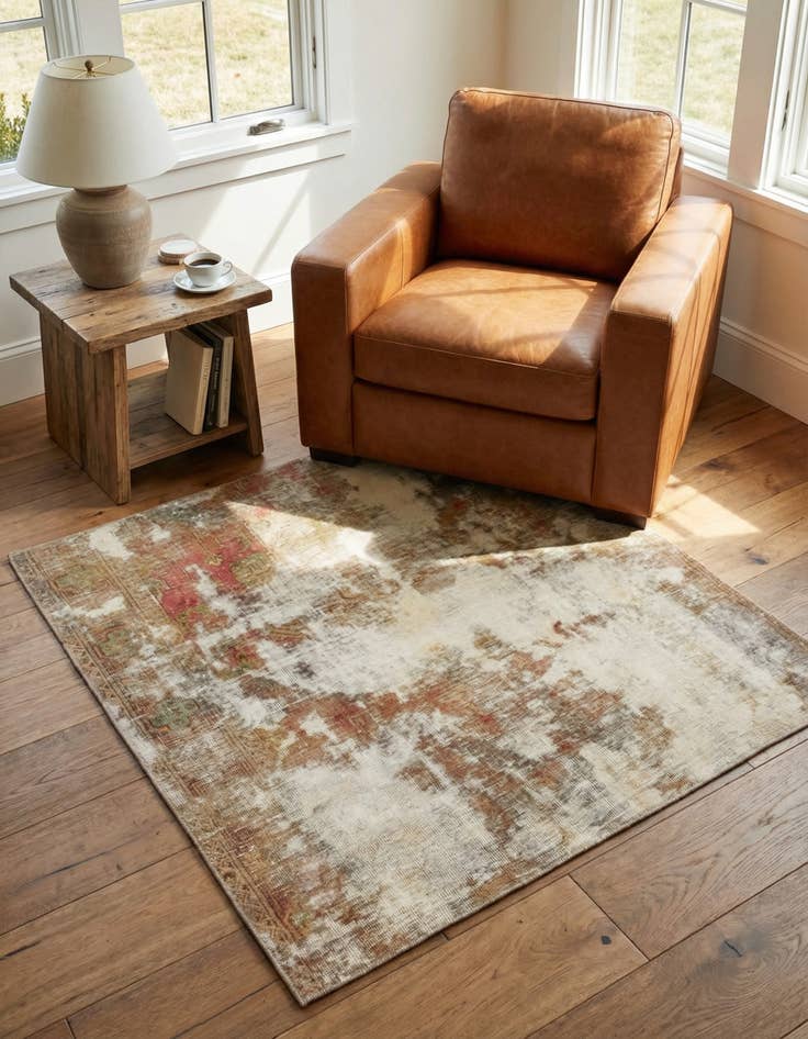 Detail image of 4' 7 x 4' 10 Hand Knotted Ultra Vintage Persian Wool Square Rug