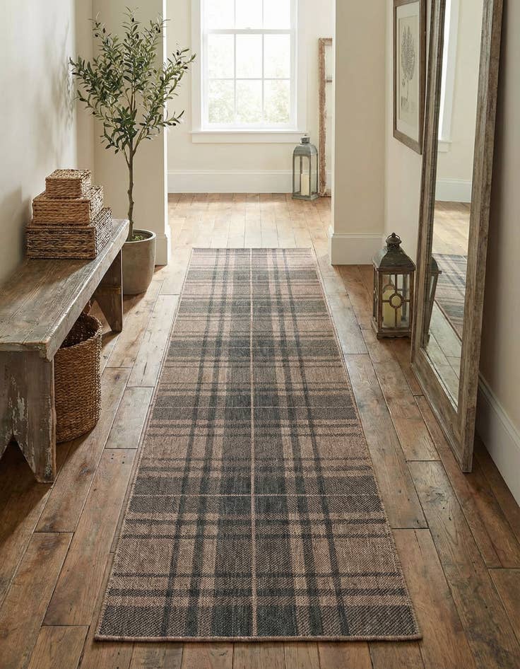 Detail image of  2' 7 x 13'  Washable Checkered Indoor / Outdoor Runner Rug