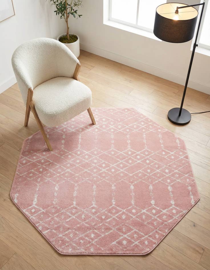 Detail image of 6' 1 x 6' 1 Paxon Trellis Octagon Rug