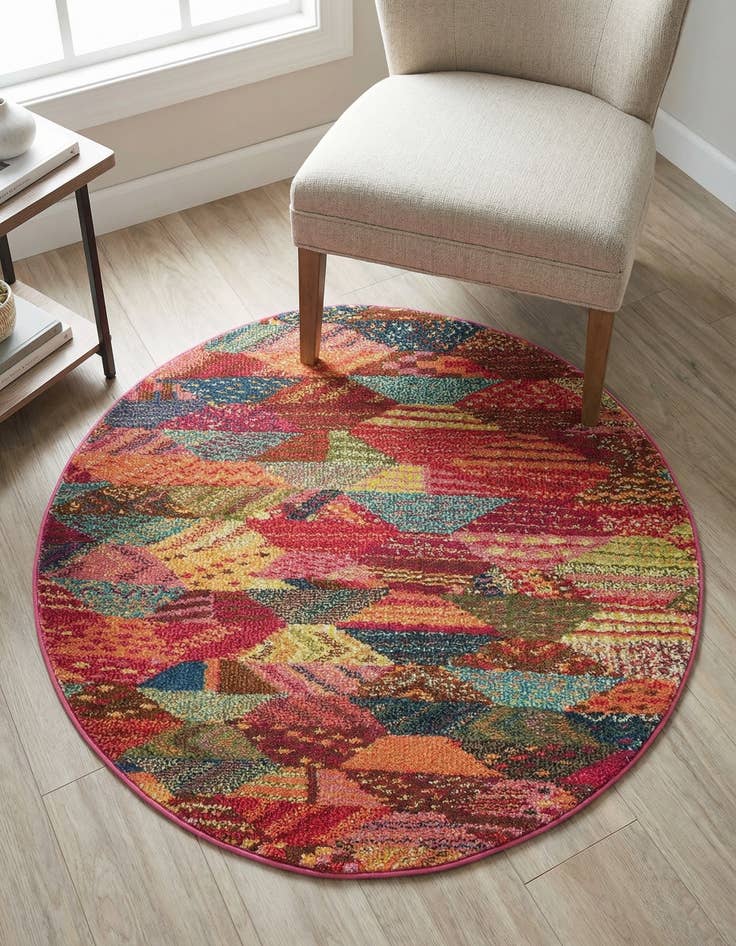 Detail image of 3' 3 x 3' 3 Washable Mesa Round Rug