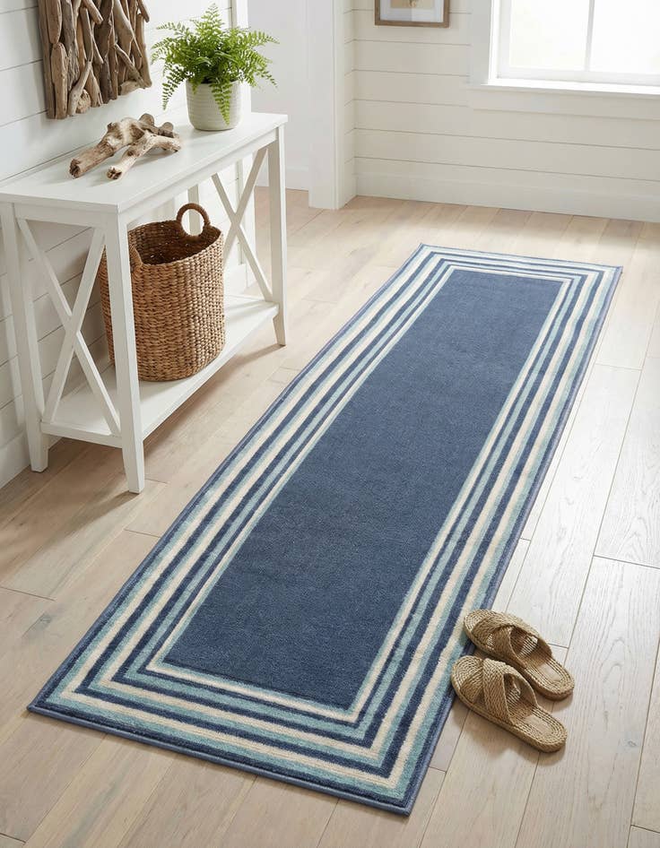 Detail image of 2' x 6' Lotus Runner Rug