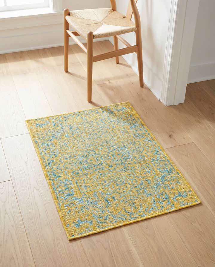 2' x 3' Easy-Clean Jill Zarin Dubai Indoor / Outdoor Rug