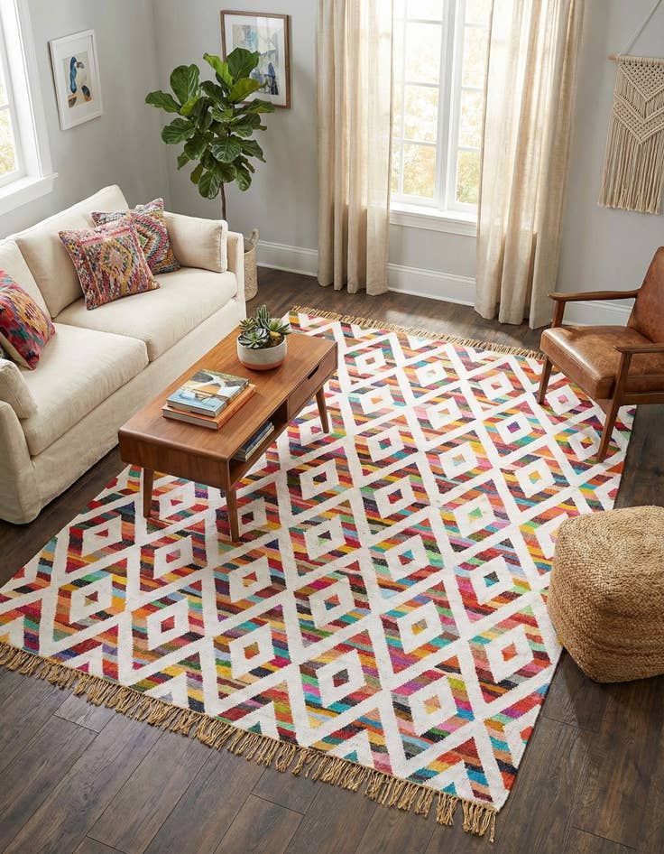 Detail image of 8' x 11' Hand Woven Chindi Trellis Rug