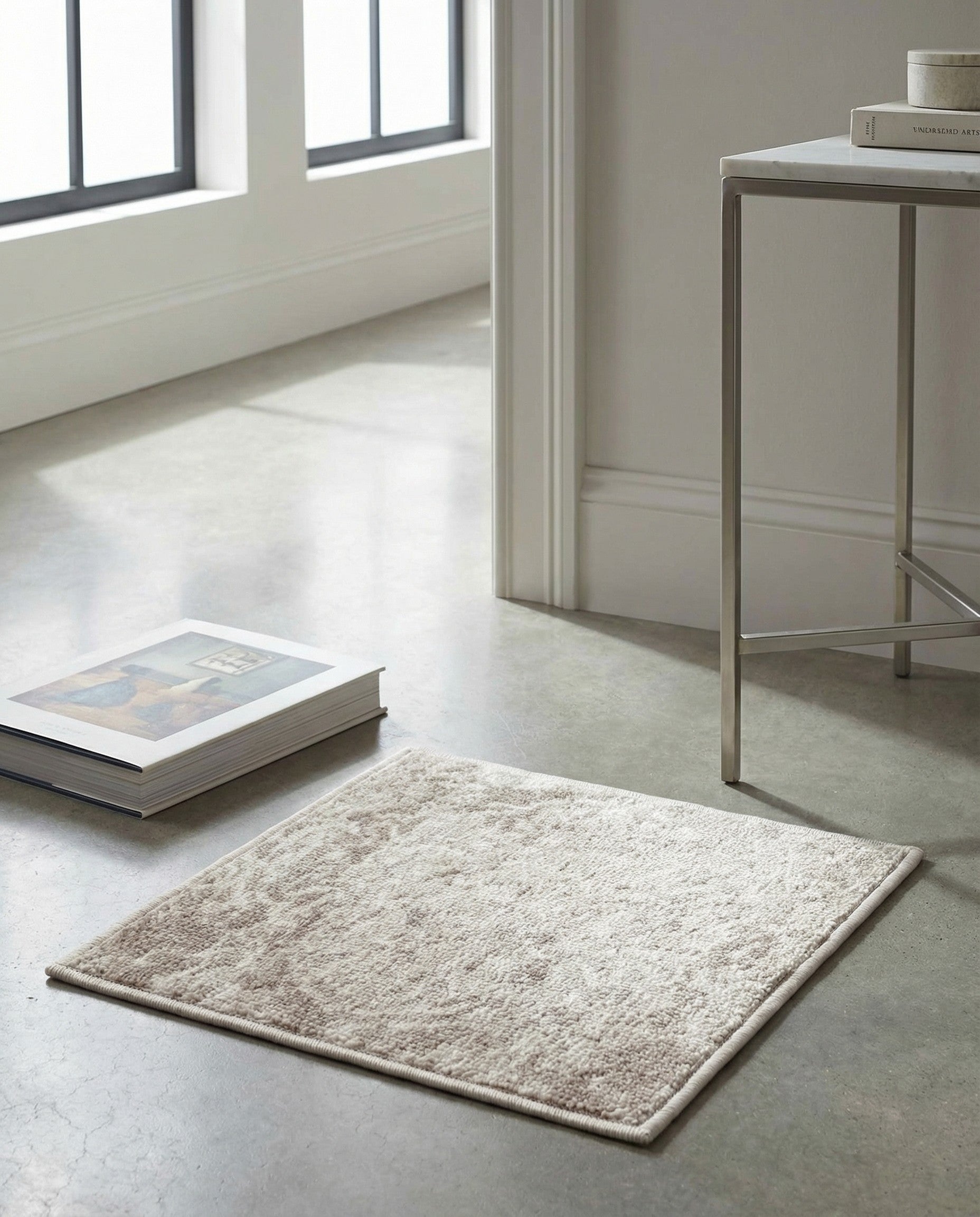 1' 4 x 1' 4 Oxford Sample Rug