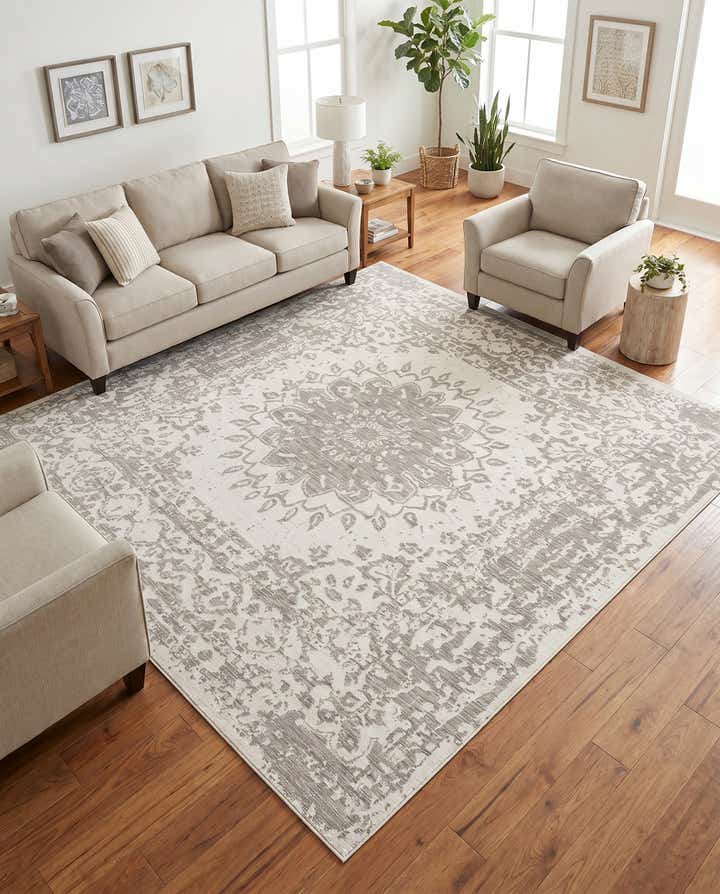 10' x 10' Easy-Clean Traditional Indoor / Outdoor Square Rug