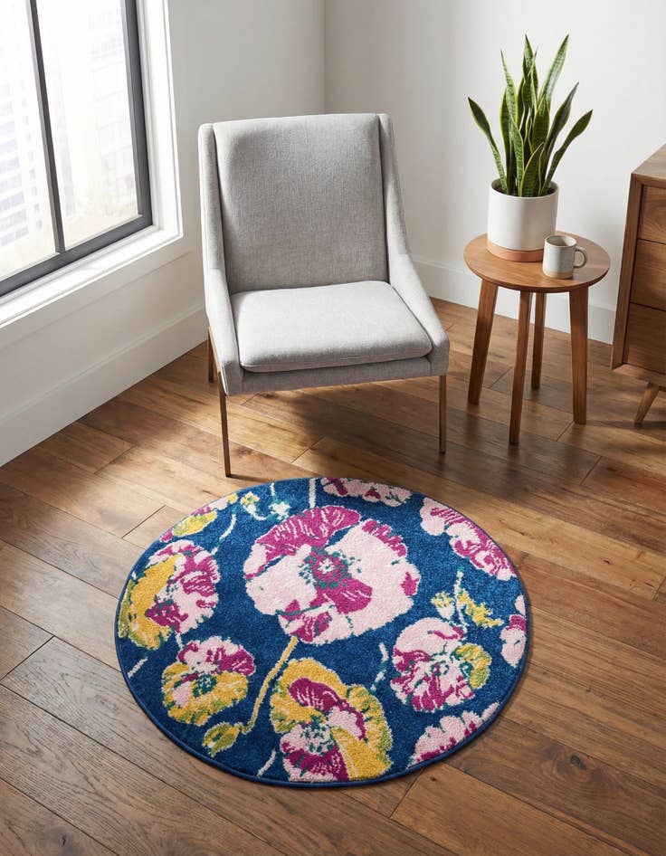 Detail image of 3' 3 x 3' 3 Bloom Round Rug