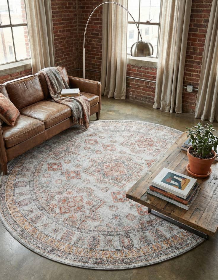 Detail image of 7' 10 x 7' 10 Washable Timeless Round Rug