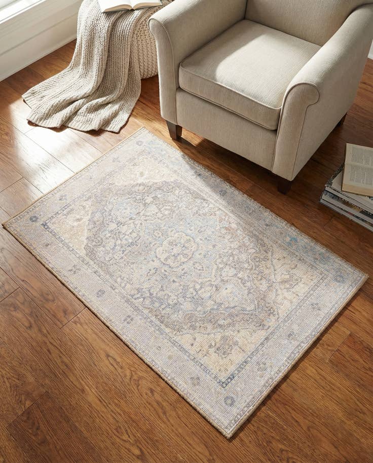 Detail image of 2' x 3' Washable Timeless Rug