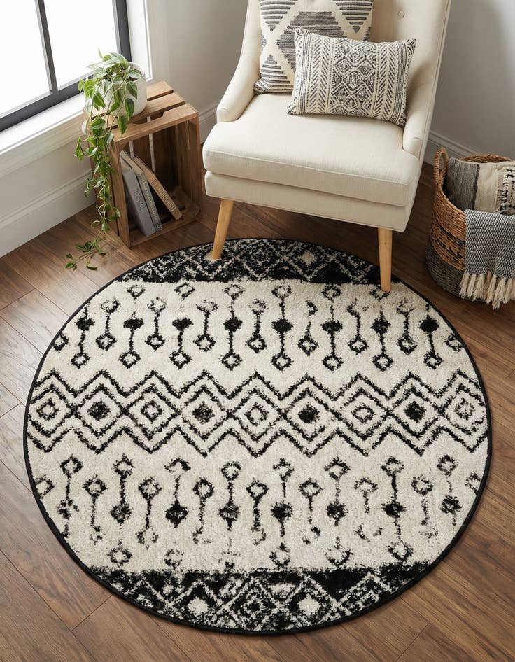 Detail image of 3' x 3' Moroccan Trellis Round Rug