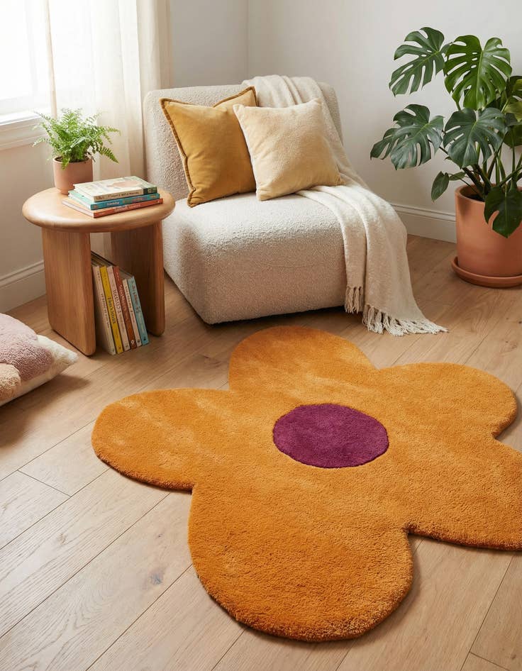 Detail image of 3' 1 x 3' 1 Happy Rugs Funky Flower Wool Round