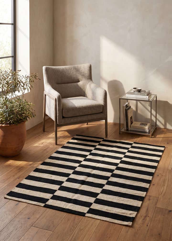 3' 4 x 4' 9 Hand Woven Kilim Modern Wool Rug
