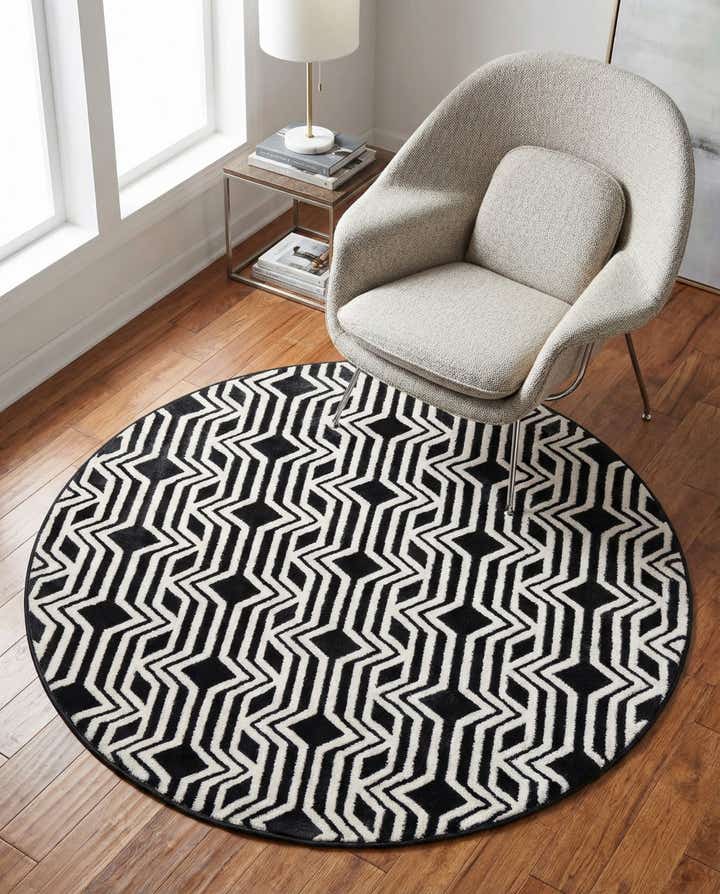 4' x 4' Vince Camuto Round Rug