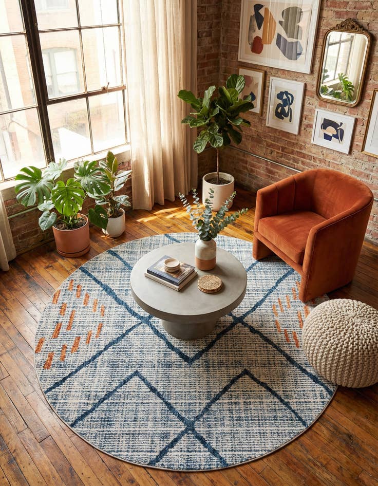 Detail image of 7' x 7' Aramis Round Rug